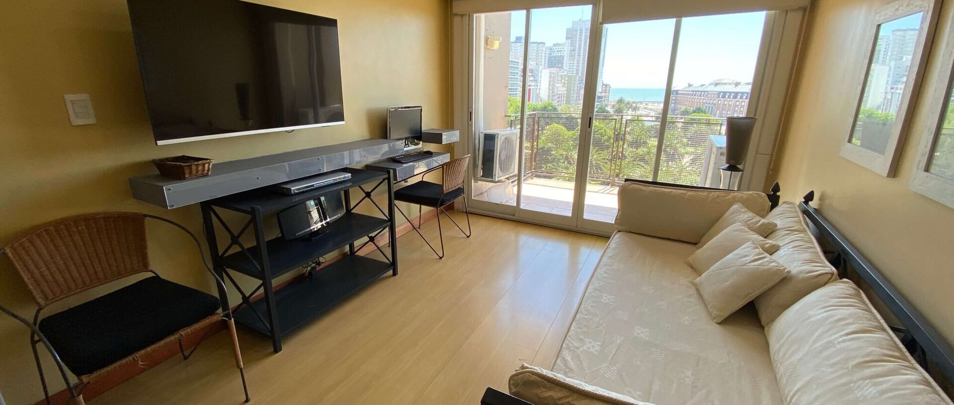 Av Colón 2000 7° Av Colón 2000 7°