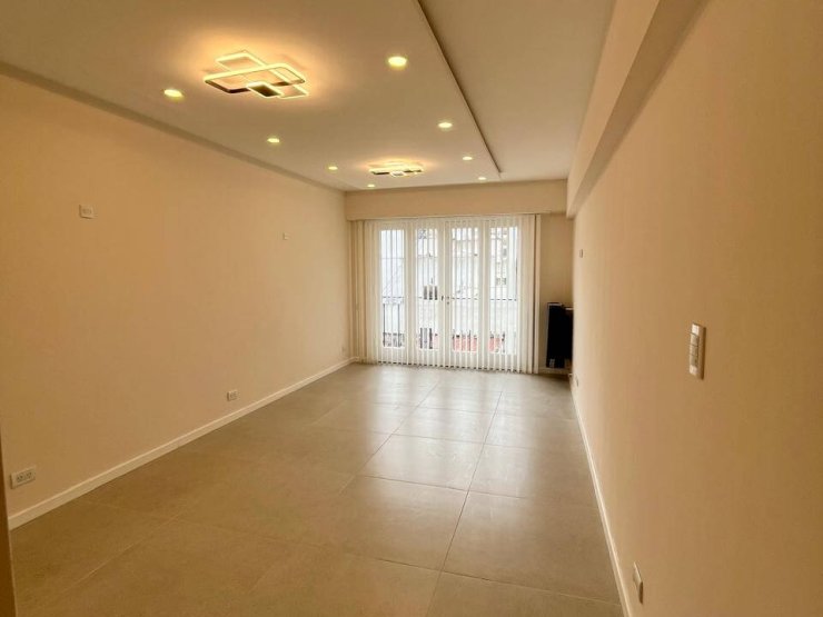 VENTA 3AMB c/dependencia 2300 5°