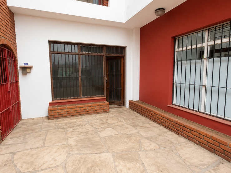 VENTA Av. Juan H. Jara 2700