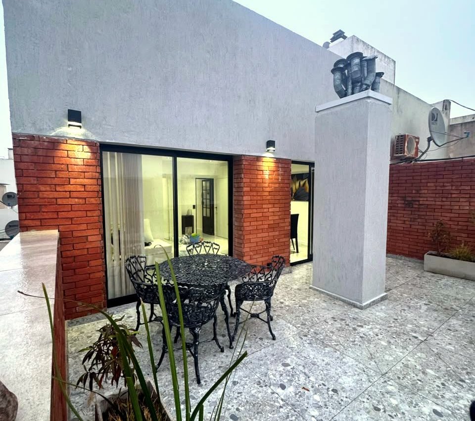 VENTA 2AMB Lamadrid 2400 10º