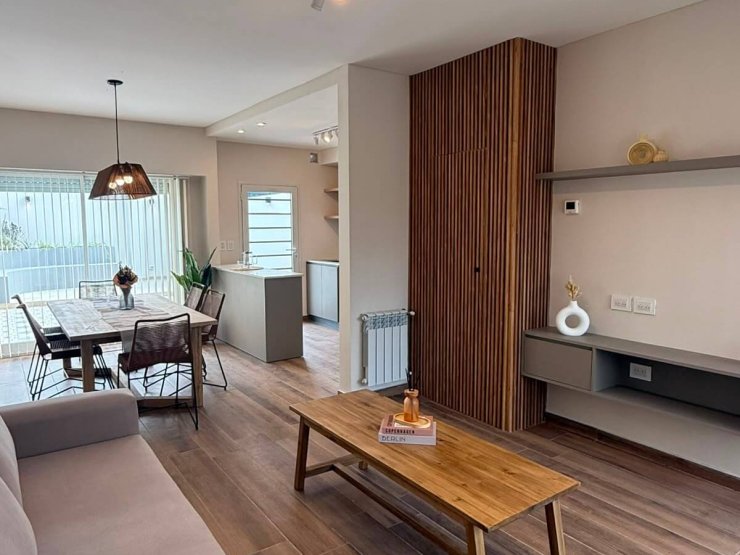 VENTA DUPLEX 4AMB Libres del Sud 700