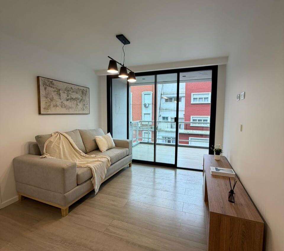 VENTA 2AMB Moreno 2100 7°