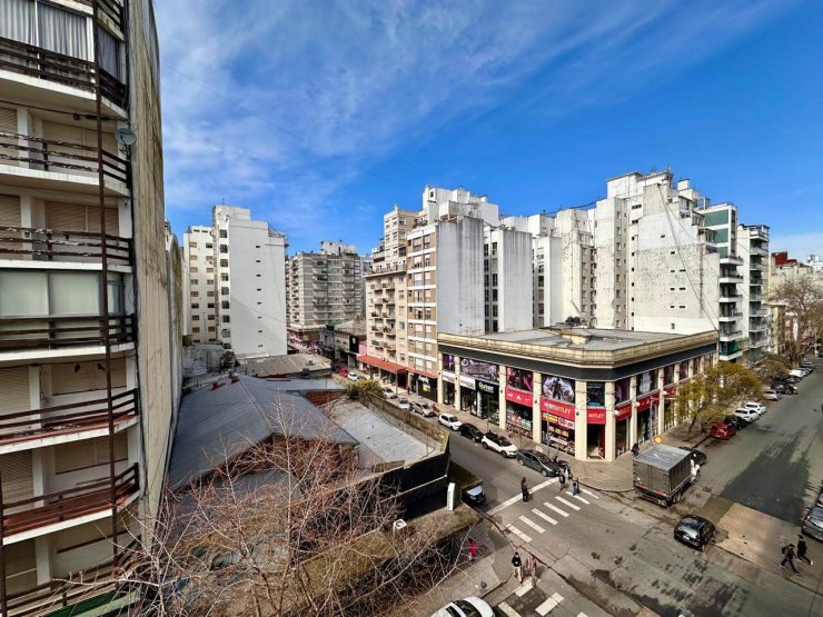 VENTA 3 AMBIENTES Santiago del Estero 1700 5°